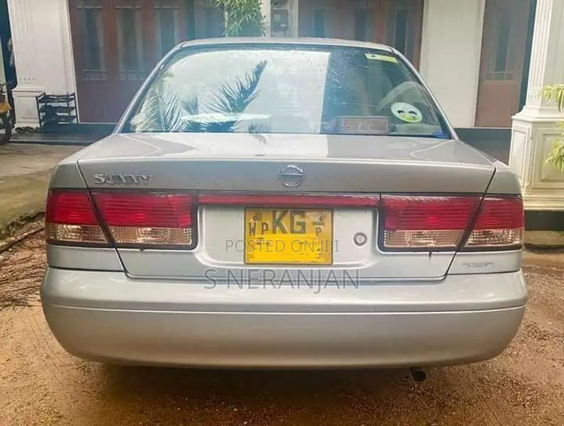 Nissan FB15 2002 Car (Used)