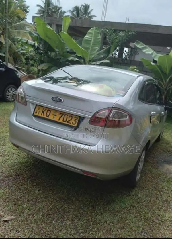 Ford Fiesta 2011 Car (Used)