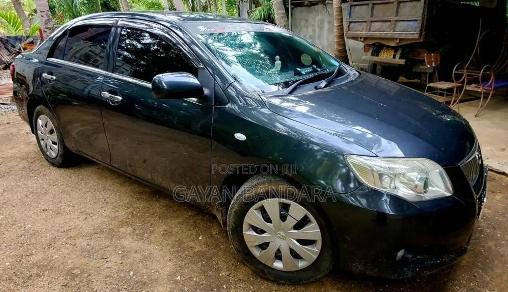 Toyota Axio 2010 Car (Used)