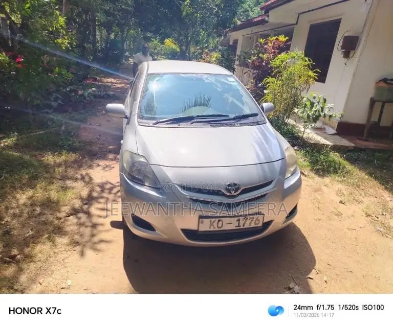 Toyota Belta 2007 Car (Used)