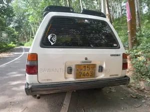 Nissan AD Wagon 1985 Car (Used)