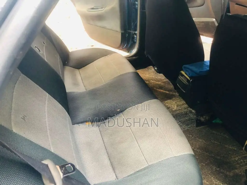 Nissan Presea 1990 Car (Used)