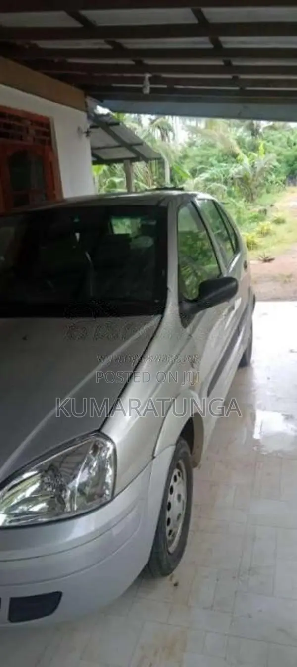 Tata Indica V2 2005 Car (Used)