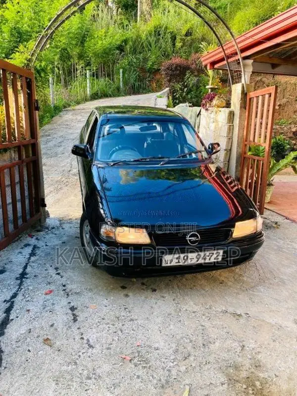 Opel Astra 1995 Car (Used)