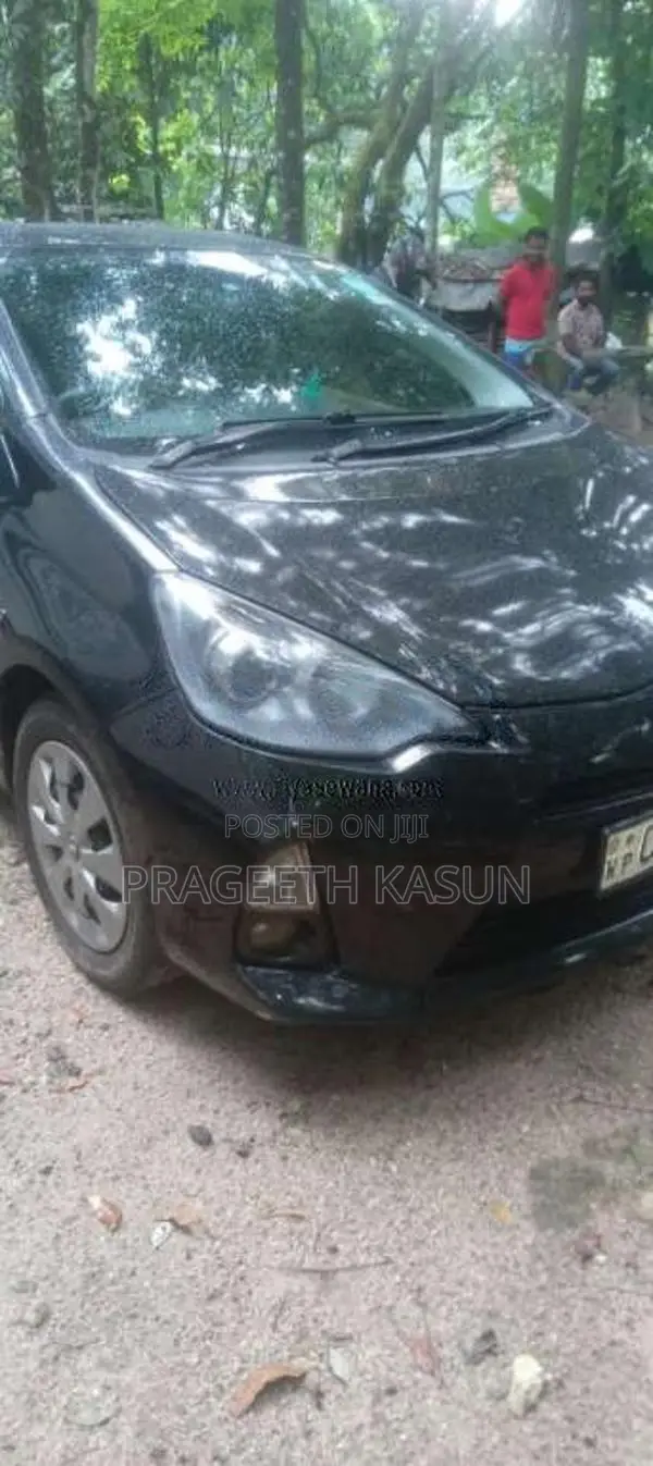 Toyota Aqua G Grade 2012 Car (Used)