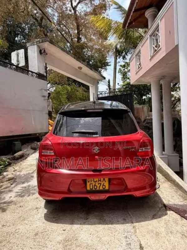 Suzuki Swift 2017 Car (Used)