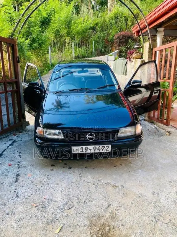 Opel Astra 1995 Car (Used)