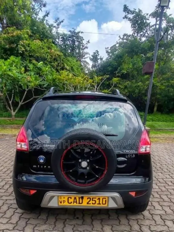 Micro Panda Cross 2015 Car (Used)