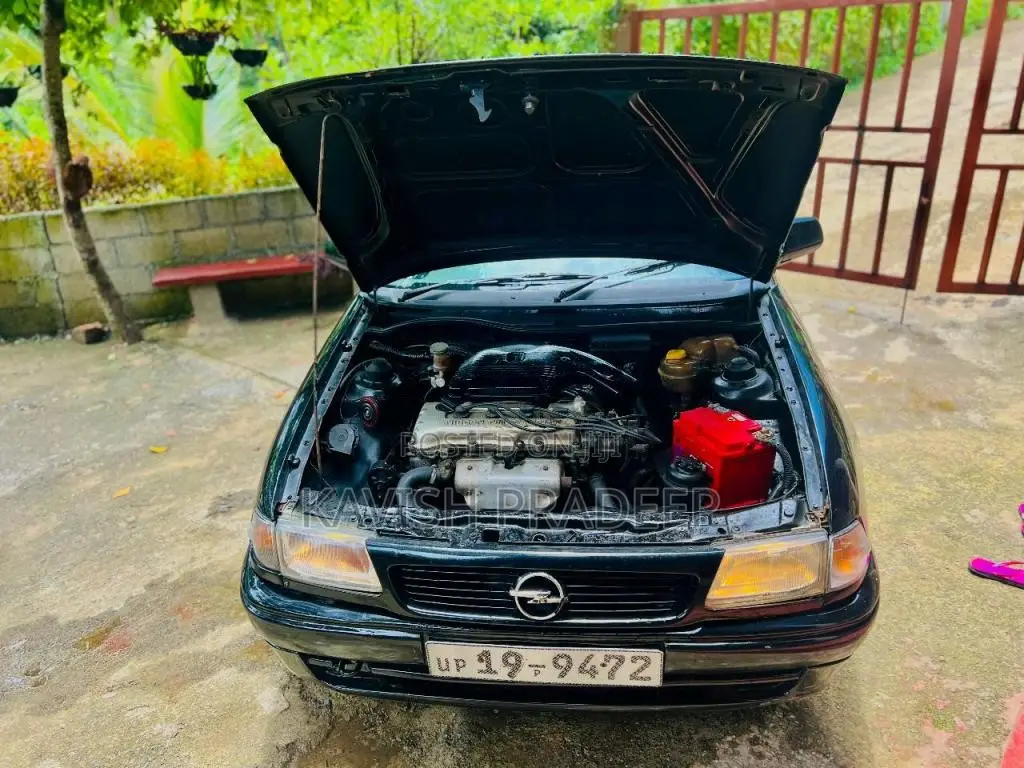Opel Astra 1995 Car (Used)