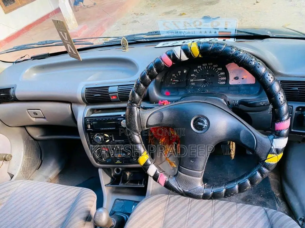 Opel Astra 1995 Car (Used)
