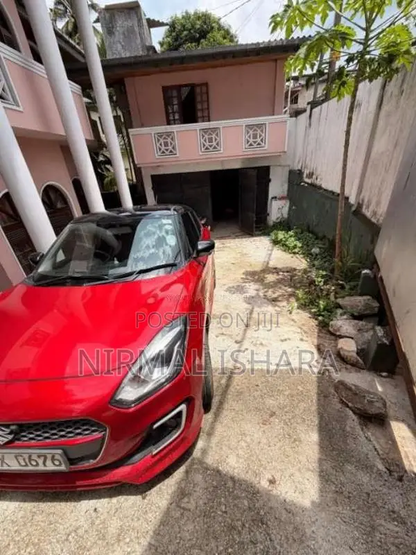 Suzuki Swift 2017 Car (Used)