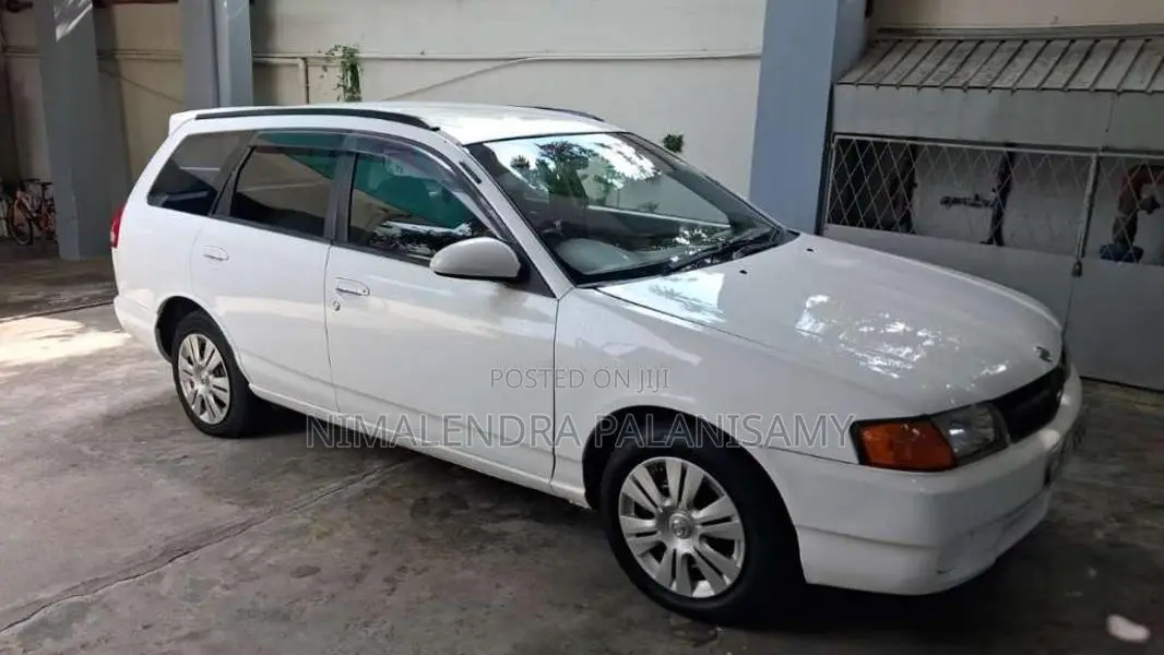 Nissan Wingroad 2000 Car (Used)