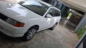 Nissan Wingroad 2000 Car (Used)