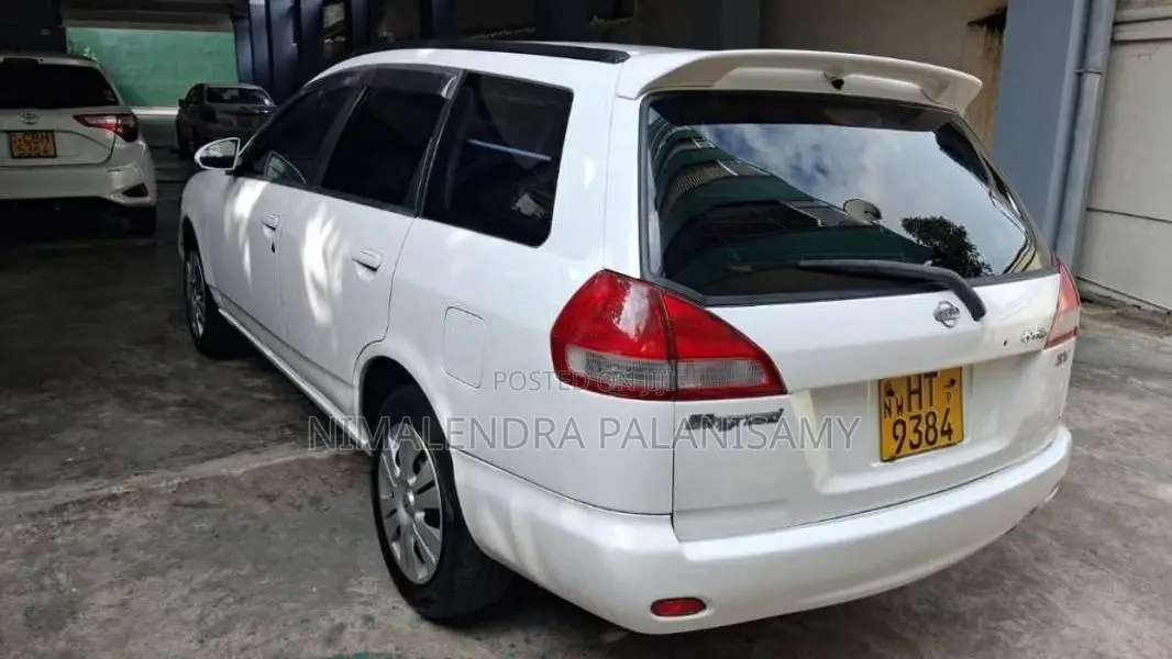 Nissan Wingroad 2000 Car (Used)