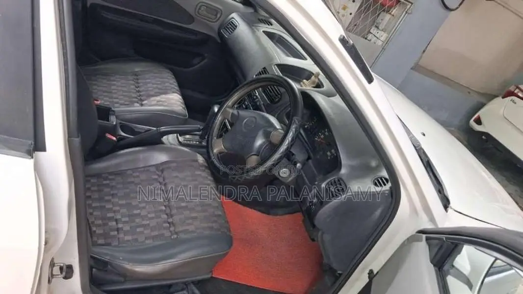 Nissan Wingroad 2000 Car (Used)