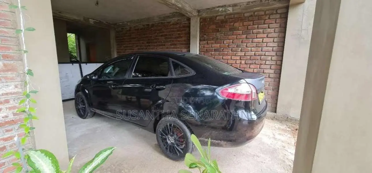 Ford Fiesta 2012 Car (Used)