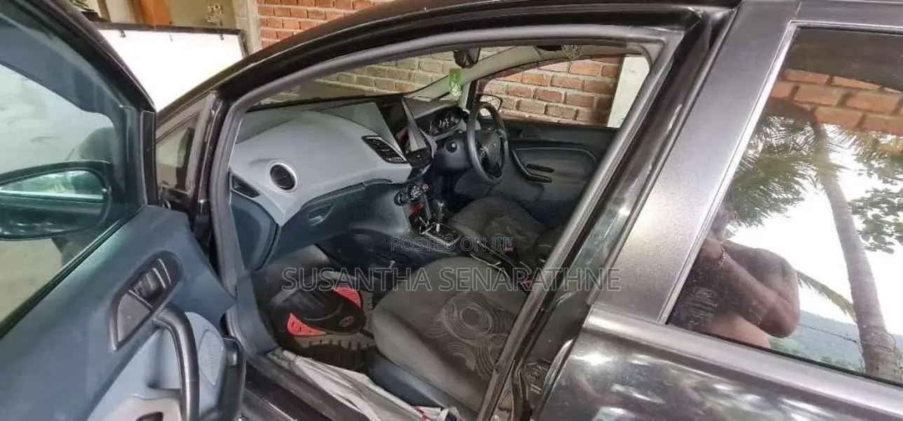 Ford Fiesta 2012 Car (Used)