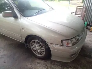 Nissan Primera 2000 Car (Used)