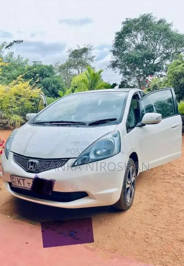 Honda Fit 2010 Car (Used)