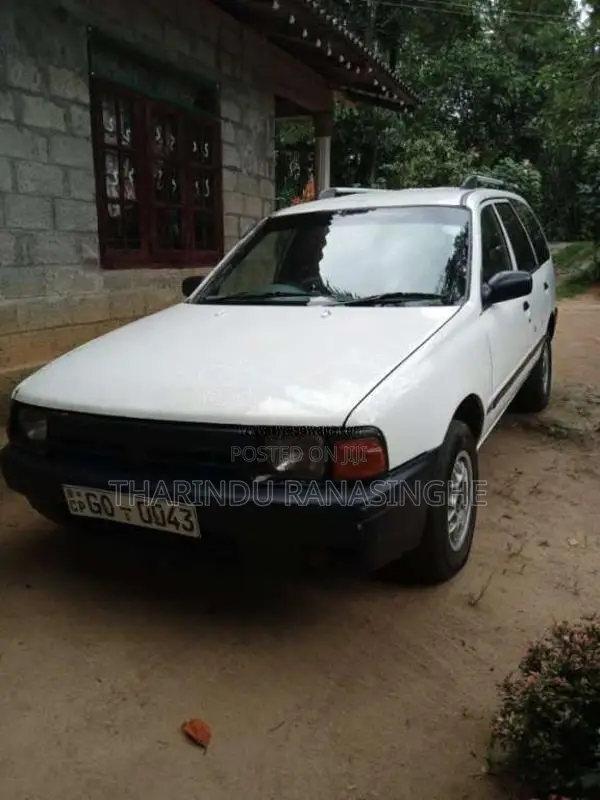 Mazda Y10 1997 Car (Used)