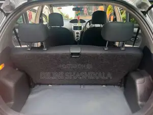 Toyota Vitz 2007 Car (Used)