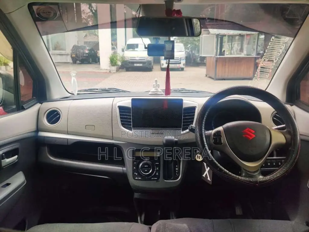 Suzuki Wagon R FZ 2015 Car (Used)