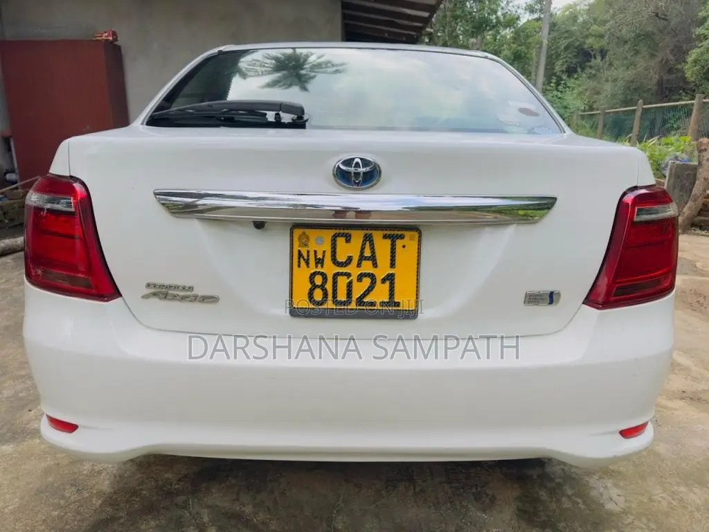 Toyota Axio G Grade 2017 Car (Used)