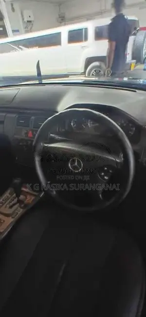 Mercedes-Benz E200 2001 Car (Used)