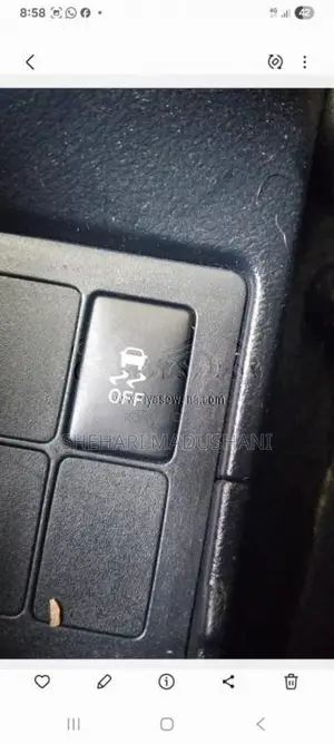 Toyota Vitz 2016 Car (Used)