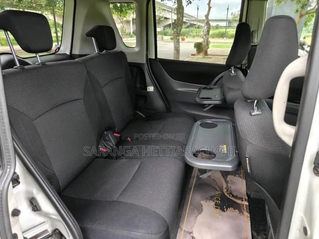 Toyota Roomy Solio 2014 Car (Used)