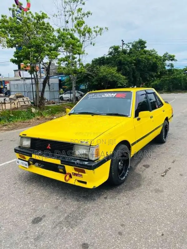 Mitsubishi Lancer Box 1983 Car (Used)