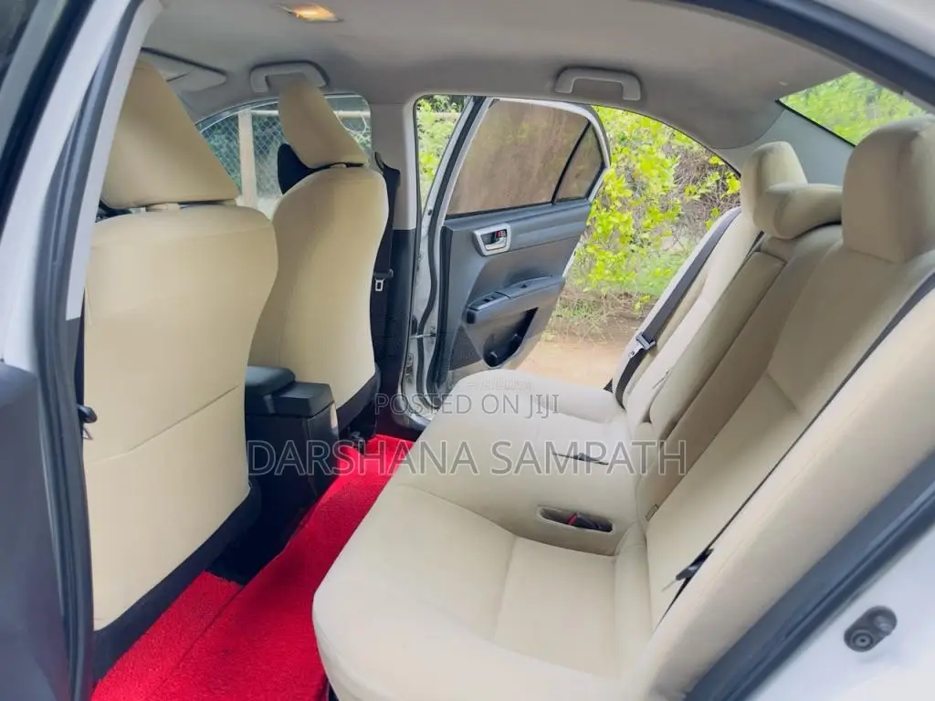 Toyota Axio G Grade 2017 Car (Used)