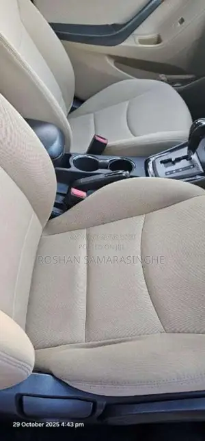 Hyundai Elantra 2012 Car (Used)