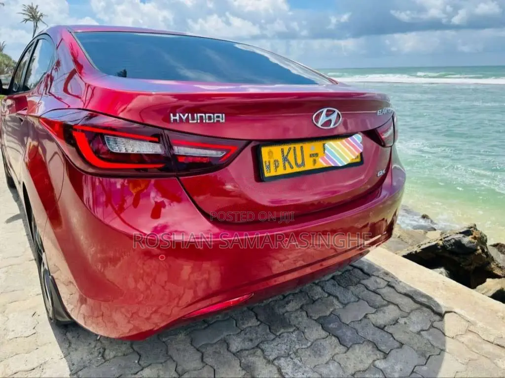 Hyundai Elantra 2012 Car (Used)