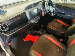 Toyota Vitz 2018 Car (Used)