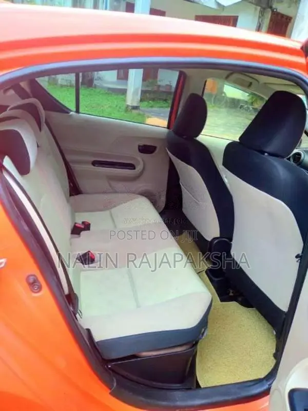 Toyota Aqua S Limited 2012 Car (Used)