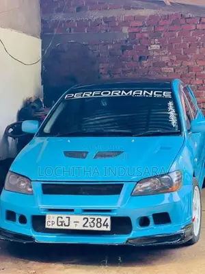 Mitsubishi Lancer 2001 Car (Used)