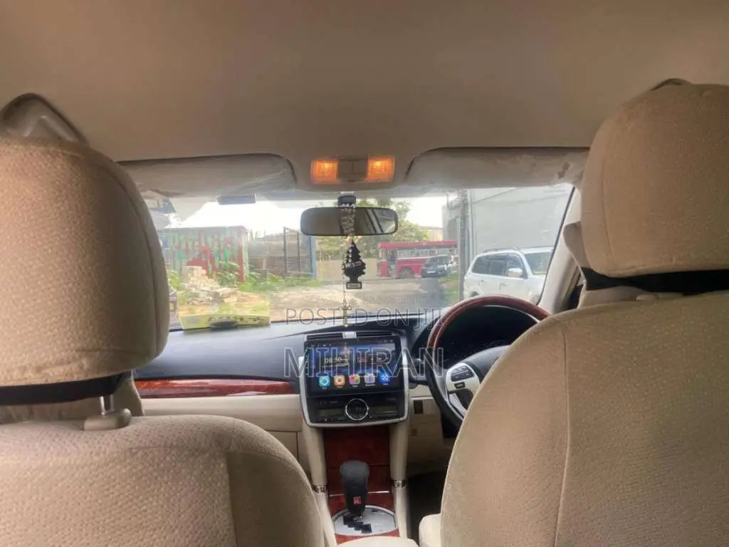 Toyota Premio 2013 Car (Used)