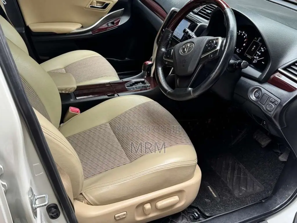 Toyota Premio 2018 Car (Used)