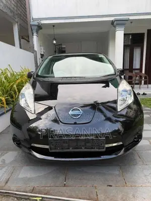 Nissan Leaf Azeo 8 Bar 90120km 2012 Car (Used)