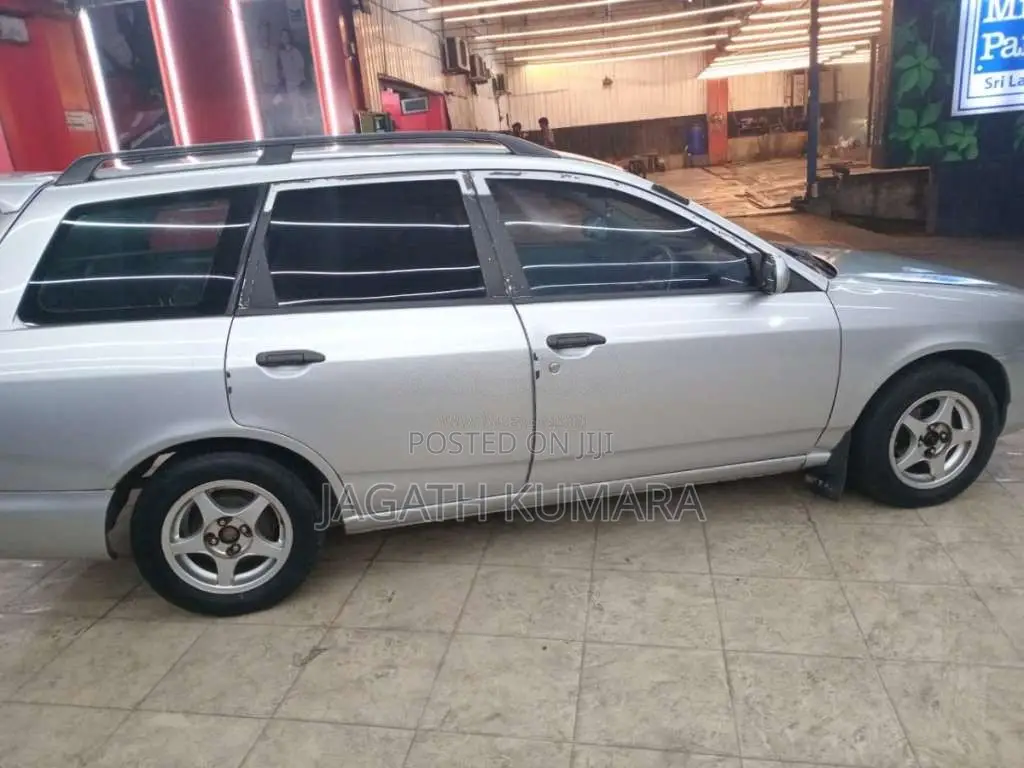 Nissan Y11 2000 Car (Used)