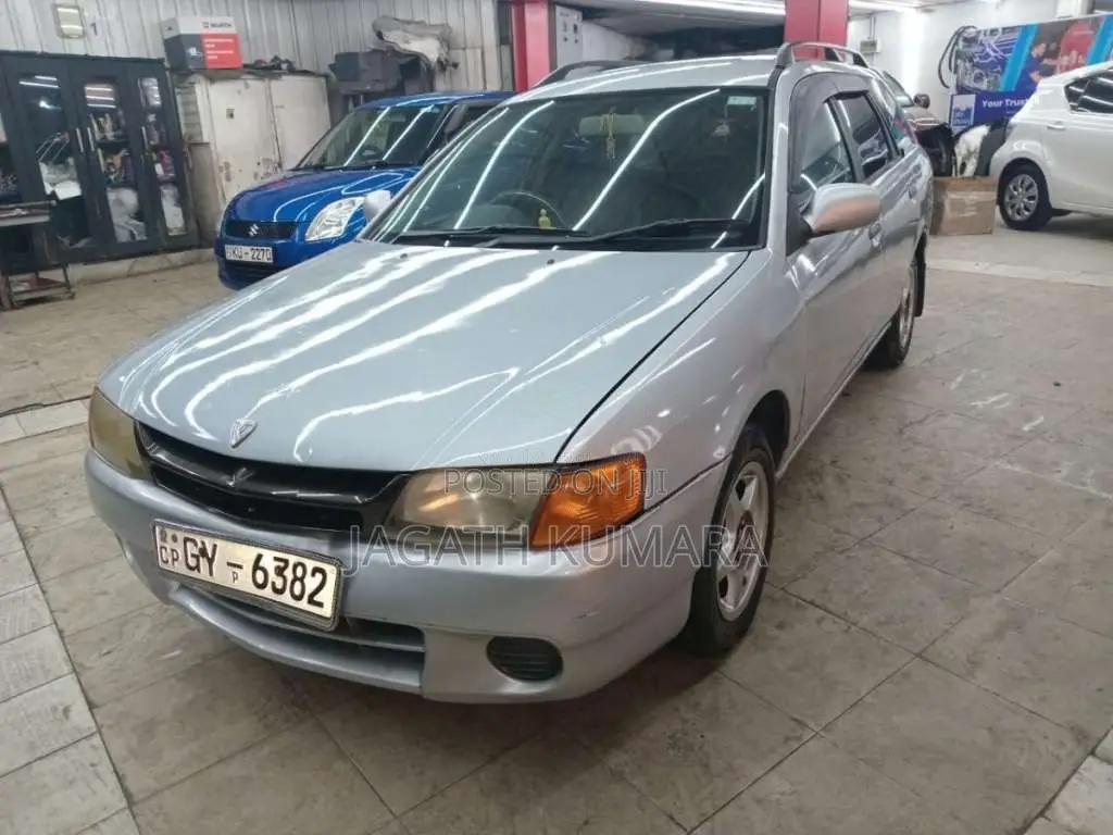 Nissan Y11 2000 Car (Used)