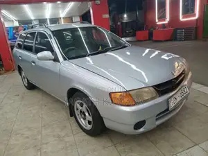 Nissan Y11 2000 Car (Used)