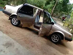 Nissan SUNNY B11-5 GEAR 1984 Car (Used)