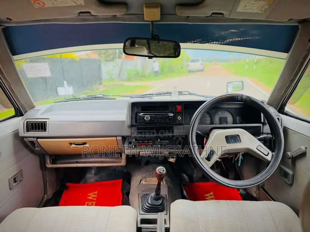 Toyota Dx Wagon 1987 Car (Used)