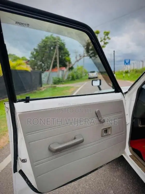 Toyota Dx Wagon 1987 Car (Used)