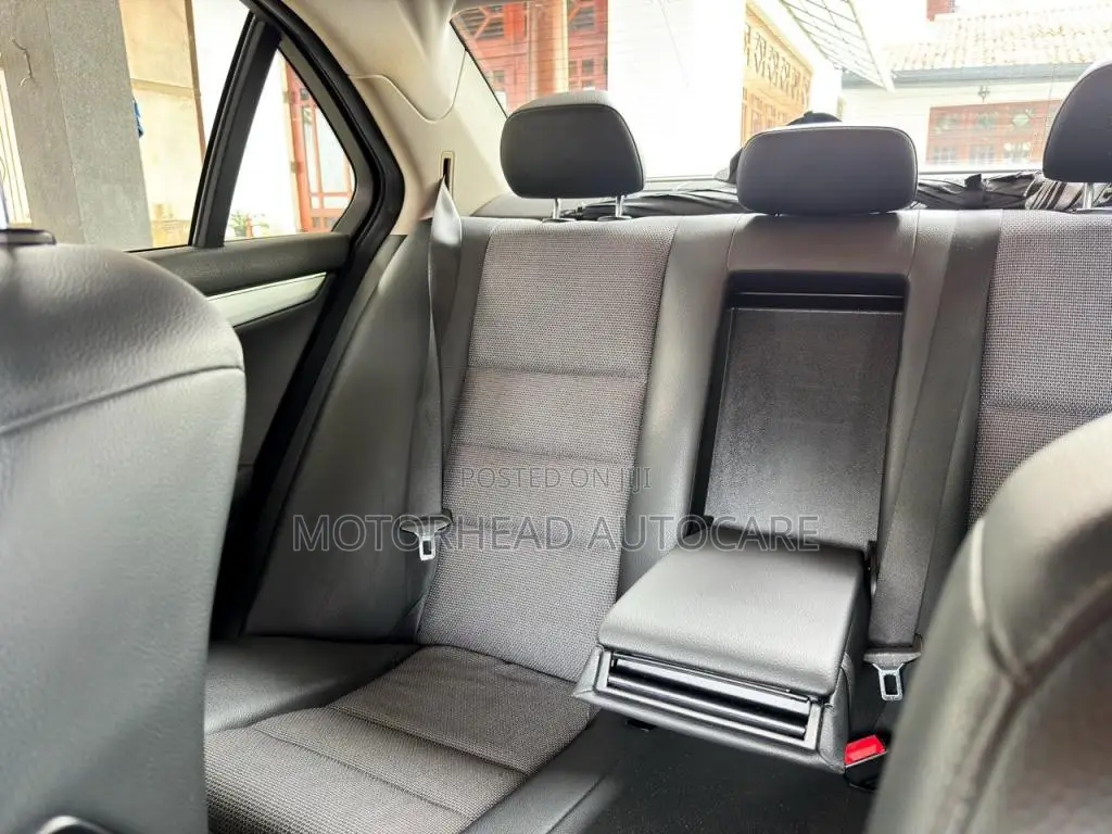 Mercedes-Benz C180 Kompressor 2010 Car (Used)