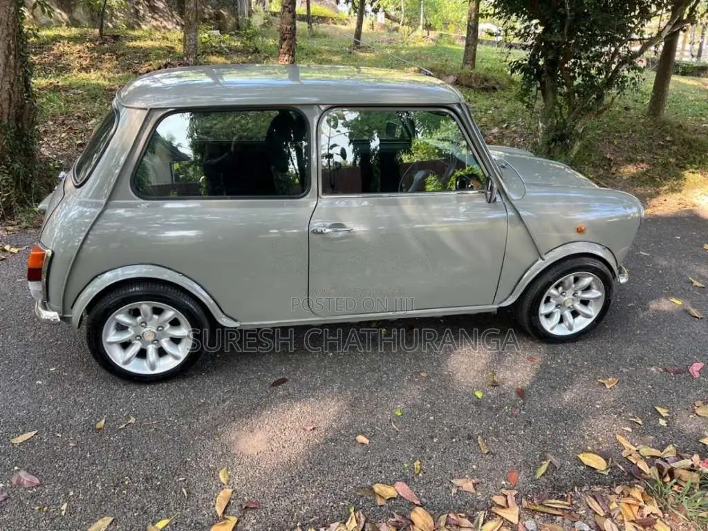 Mini Cooper 1971 Car (Used)