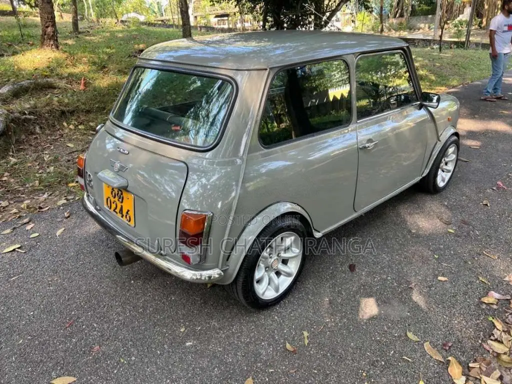 Mini Cooper 1971 Car (Used)