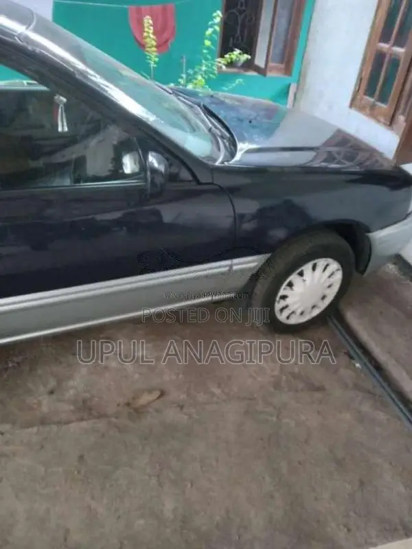 Nissan Wingroad 2001 Car (Used)